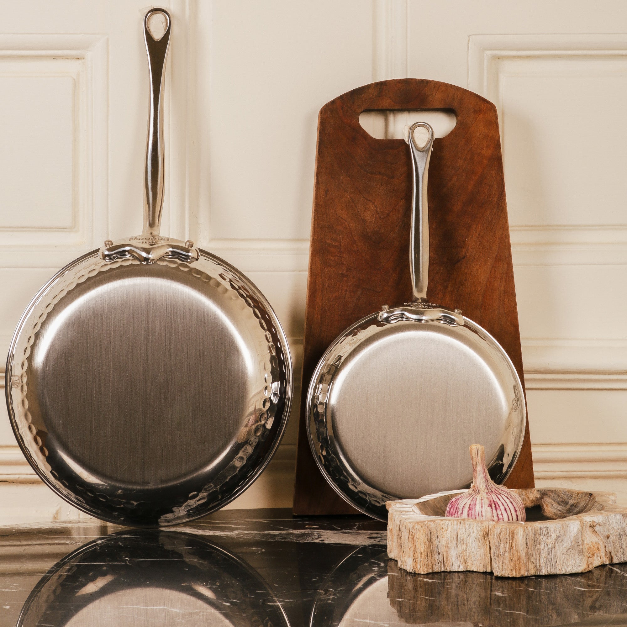 Mauviel M'ELITE Hammered 5-Ply Stewpan With Curved Lid, Cast Stainless Steel Handles, 9.2-Qt