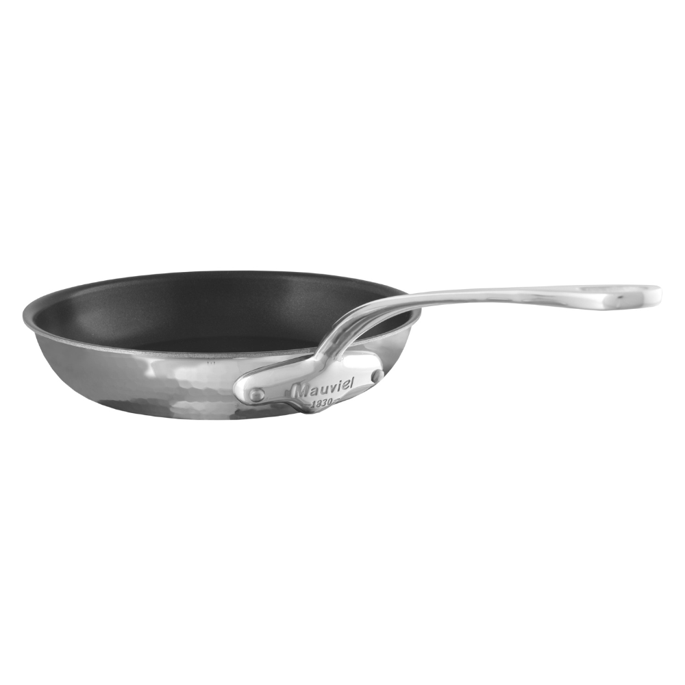 Mauviel M'ELITE Hammered 5-Ply Nonstick Frying Pan With Glass Lid, Cast Stainless Steel Handle, 9.4-In